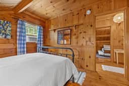 Blueberry Cottage · Blueberry Cottage on the Ocean!