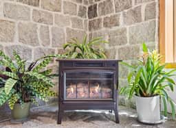 Summit Sanctuary – Minutes to Downtown Blue Hill!