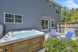 Inner Island Retreat · Beautiful Bar Harbor Home! New!