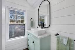 Beachcomber Cottage · Beachcomber Cottage-Oceanfront!