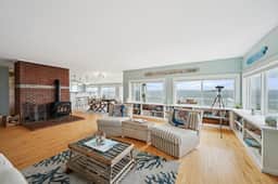 Wharfside Watch – NEW Oceanfront Home!