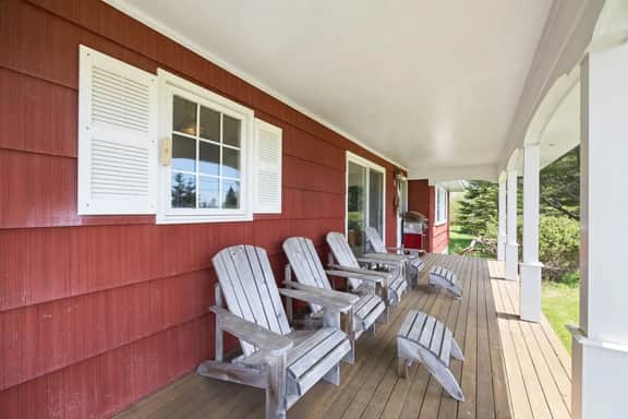 Spindle Cottage · Spindle Cottage on the Shore!
