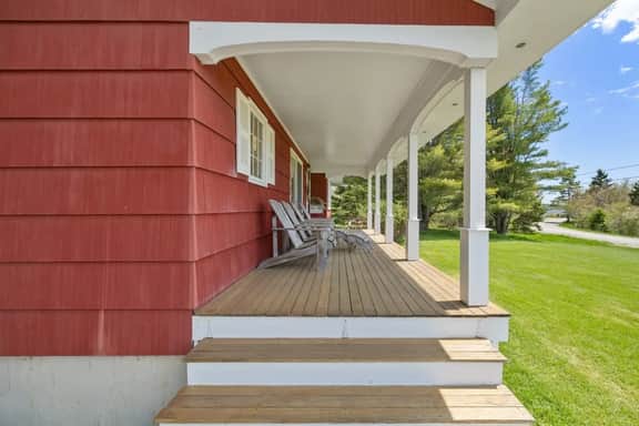 Spindle Cottage · Spindle Cottage on the Shore!