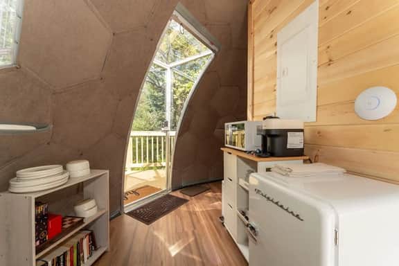 Nova Nook 1 · Nova Nook-Mirror Dome with Private Bathroom