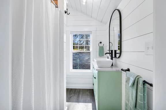 Beachcomber Cottage · Beachcomber Cottage-Oceanfront!