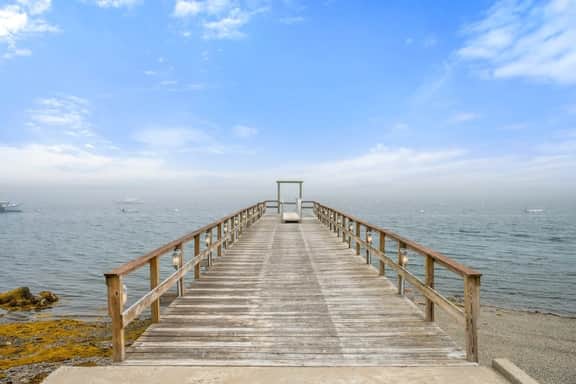 Wharfside Watch – NEW Oceanfront Home!