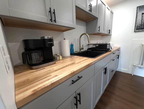 Juniper Flat - NEW! Downtown Ellsworth - Image 2