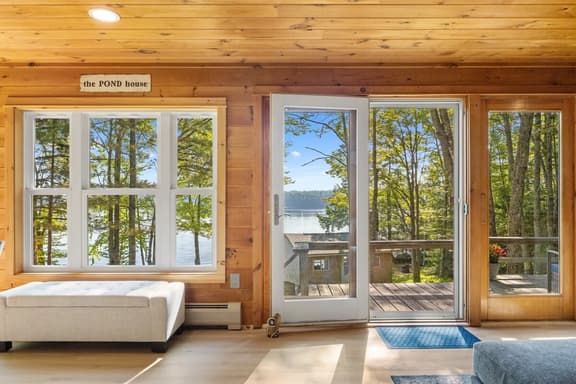 The Pond House - Waterfront!