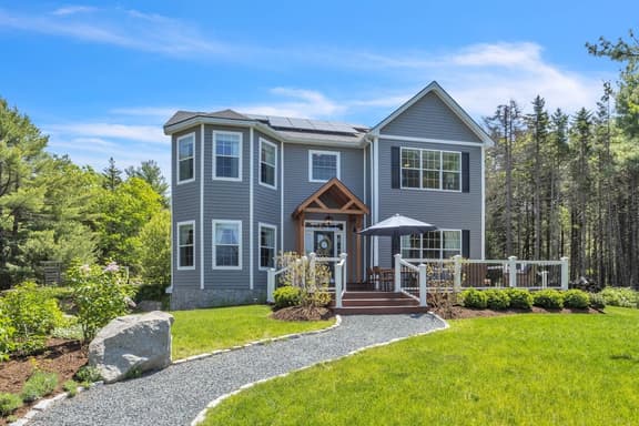 Inner Island Retreat · Beautiful Bar Harbor Home! New!