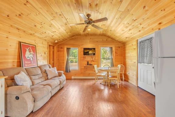 Seawall Retreat · Seawall Retreat! Close to Ocean & Acadia!