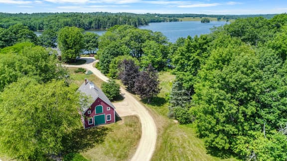 The Barn on the Bagaduce - NEW! Waterfront - Image 1